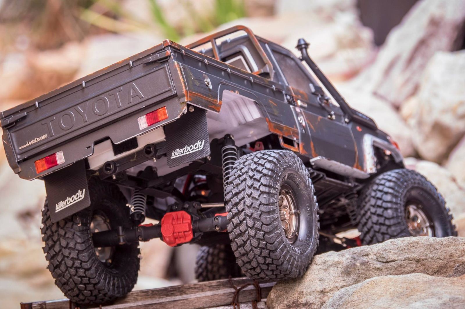 killerbody lc70 scx10 ii